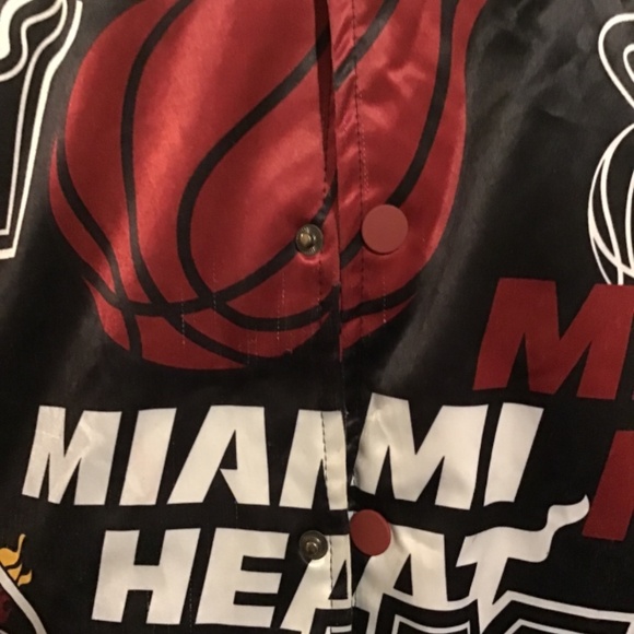 🔥SALE!Miami Heat, see pictures, jacket is in good cond., with some scratches,😎 - Picture 14 of 15